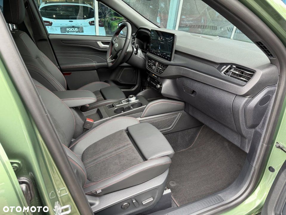 Ford Kuga - 15