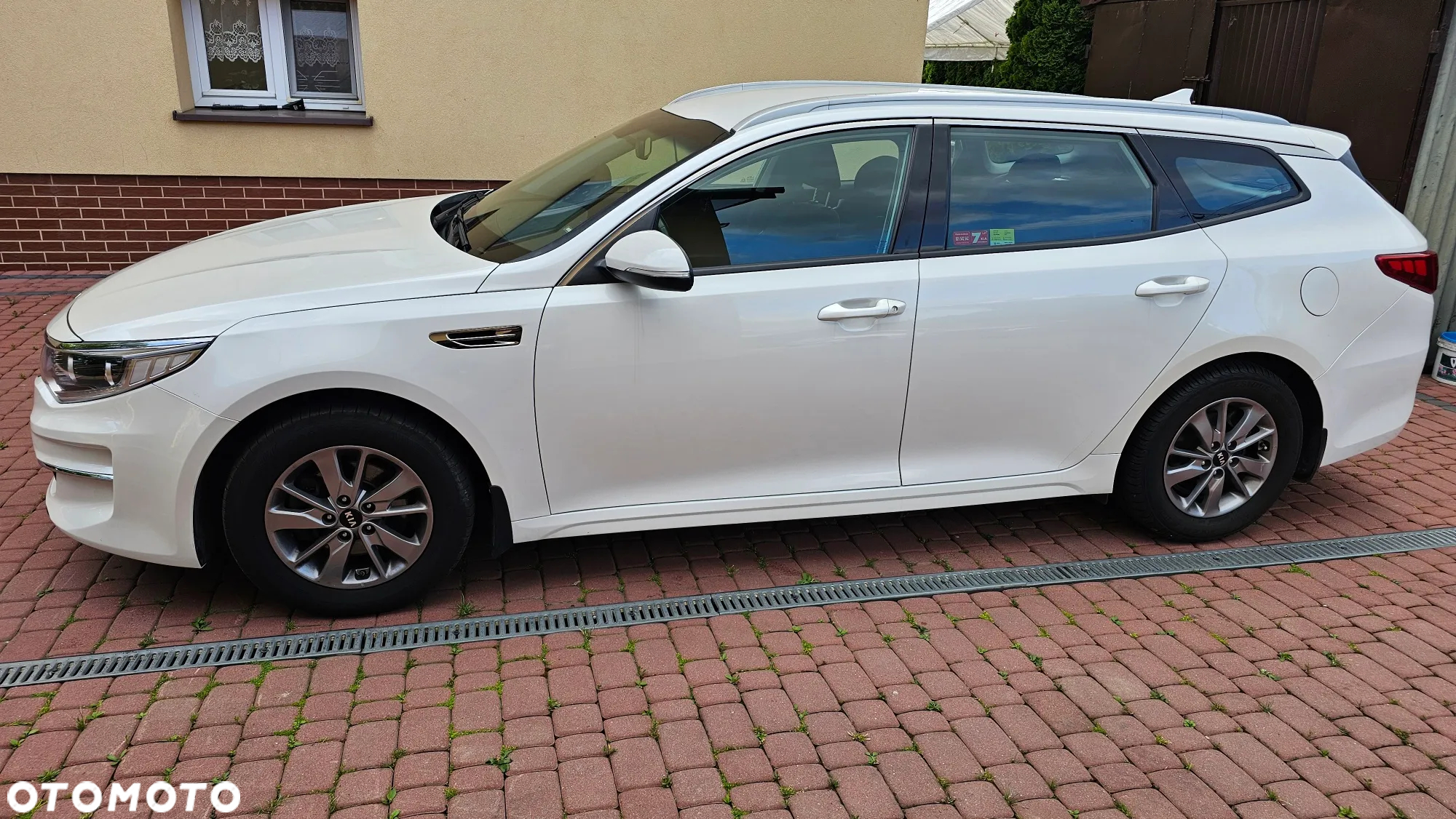 Kia Optima 1.7 CRDI L DCT - 3