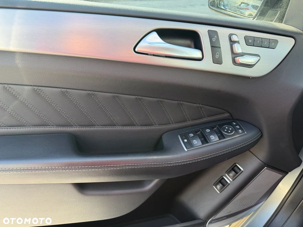 Mercedes-Benz GLS 350 d 4-Matic - 20