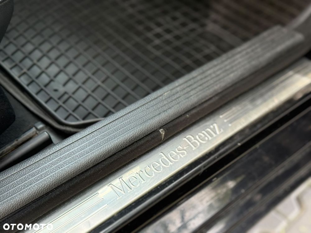 Mercedes-Benz Klasa C 220 CDI DPF Avantgarde - 21