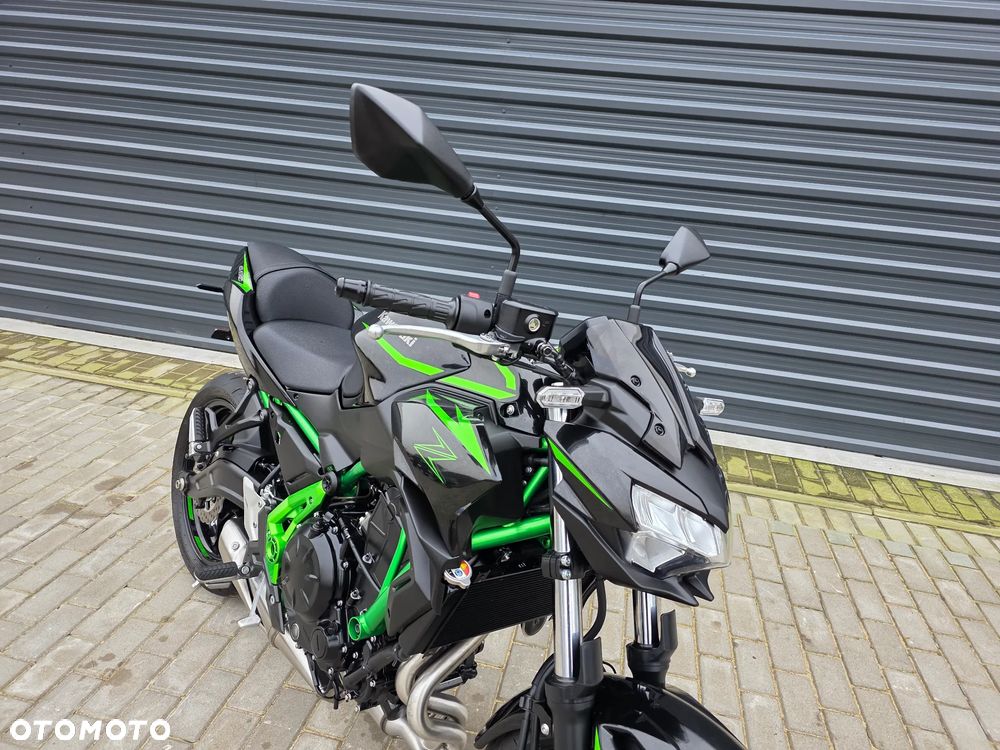 Kawasaki Z 650 - 24
