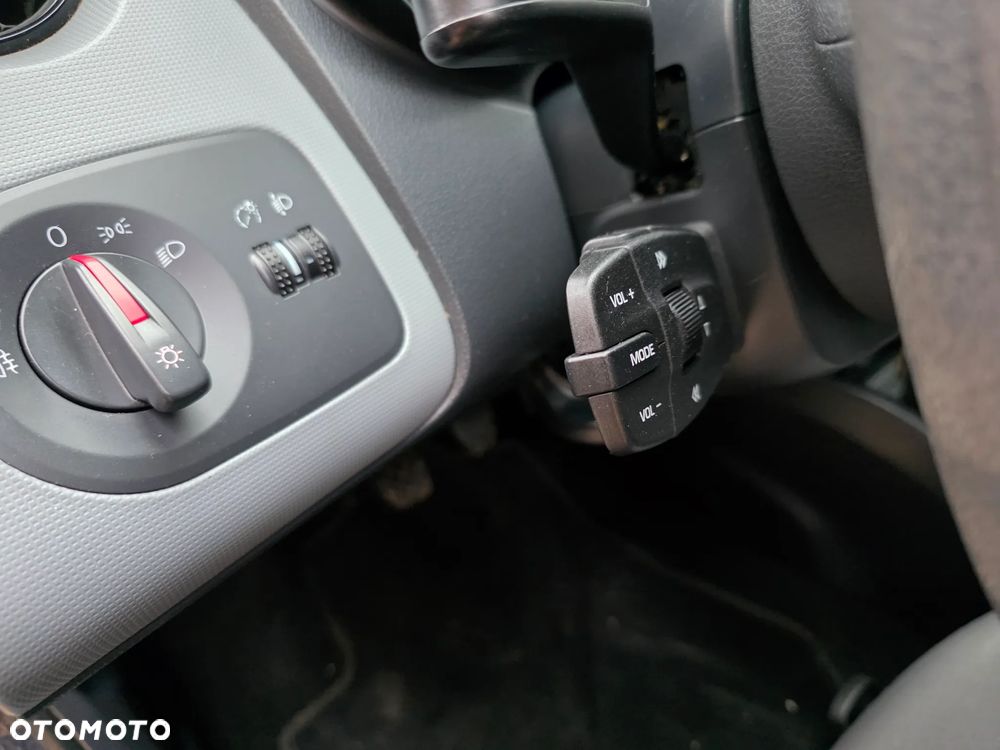 Seat Ibiza 1.4 16V Style Viva - 16