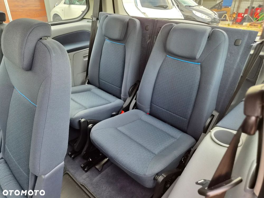 Ford Galaxy - 19