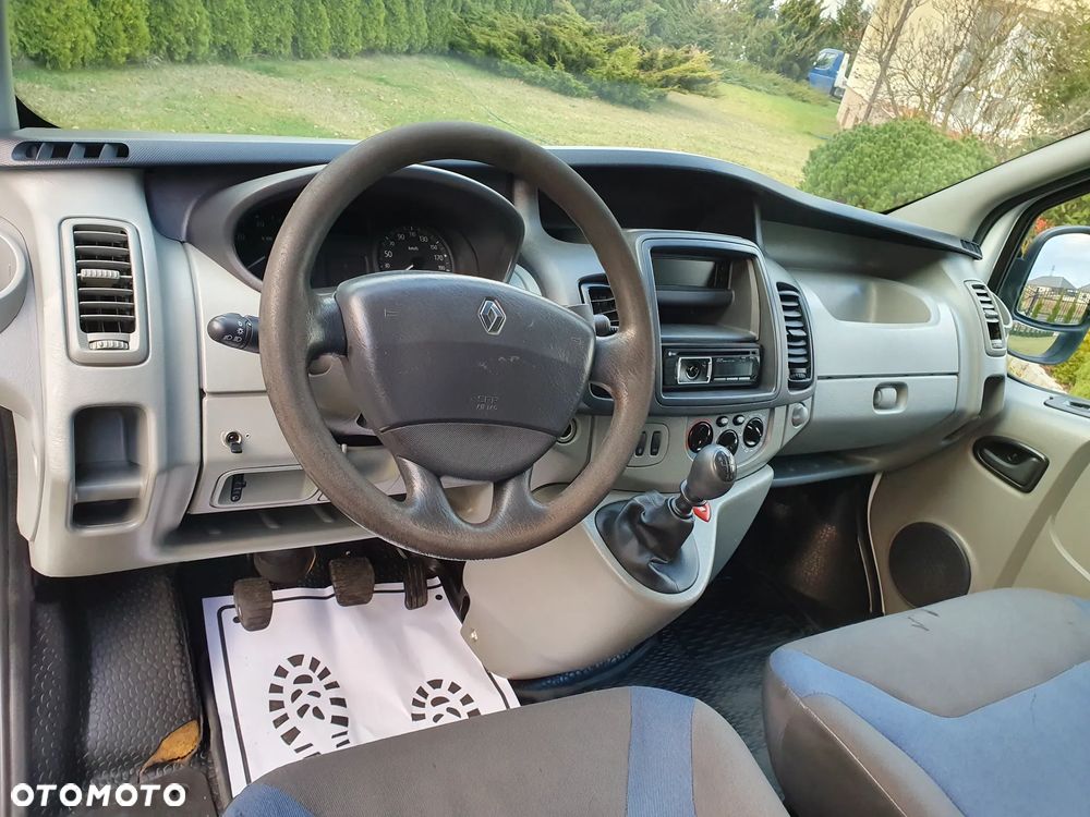 Renault Trafic - 14