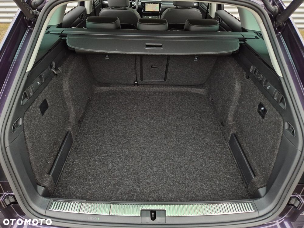 Skoda Superb 2.0 TDI SCR 4x4 Style DSG - 33
