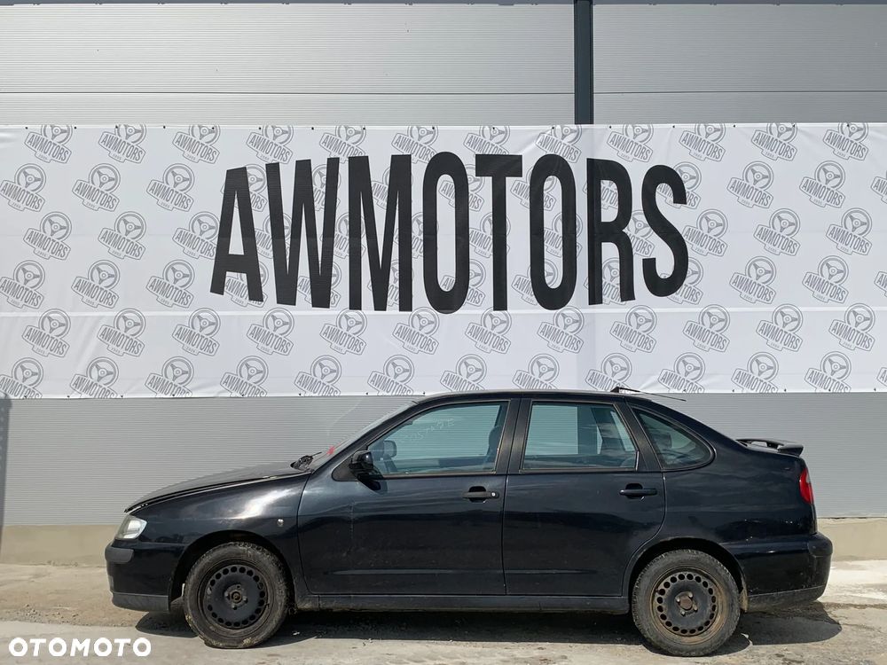 SEAT CORDOBA 1999 1.6 *SAMOCHÓD NA CZĘŚCI*1153 MASKA, LAMPA, DRZWI, LUSTERKO, ZDERZAK, GRILL, BŁOTNIK, KLAPA, BELKA, DESKA, FOTELE, KANAPA, ĆWIARTKA KIEROWNICA, TARCZE, ZACISKI, ZAWIESZENIE, KOMPLETNY PRZÓD, KOMPLETNY TYŁ, LICZNIK, ZEGARY, PRAWE LEWE PRZÓD TYŁ - 3