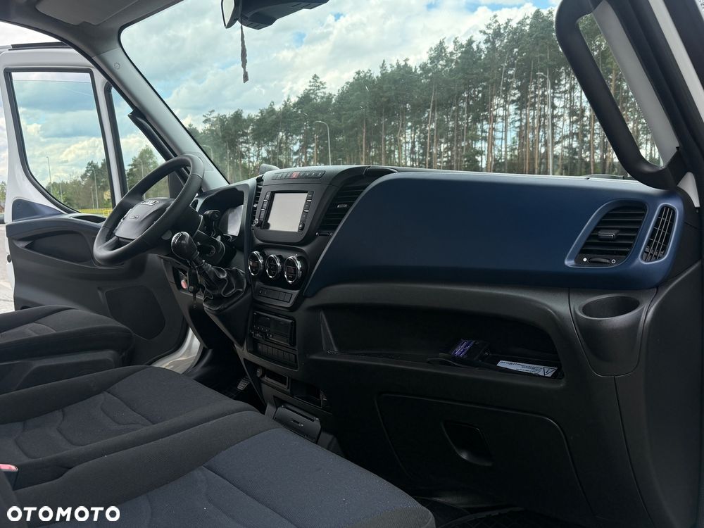 Iveco DAILY 72-180 3.0 HPI 180KM * HDS HC60 * Sterowanie Radiowe! * Wywrotka 3 Stronna * Pełna Hydraulika! - 24