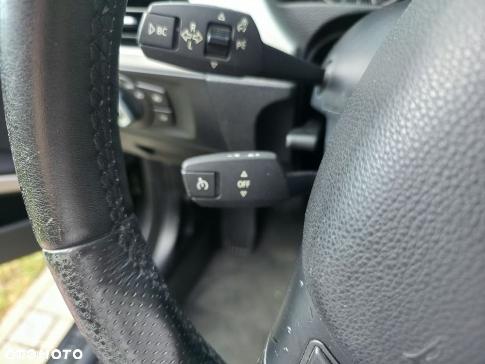 BMW Seria 3 - 22