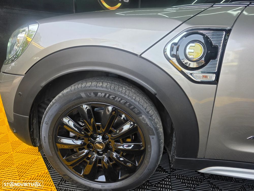 MINI Countryman Cooper SE ALL4 Auto - 5