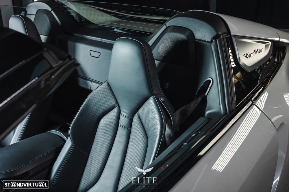 BMW i8 Roadster - 17