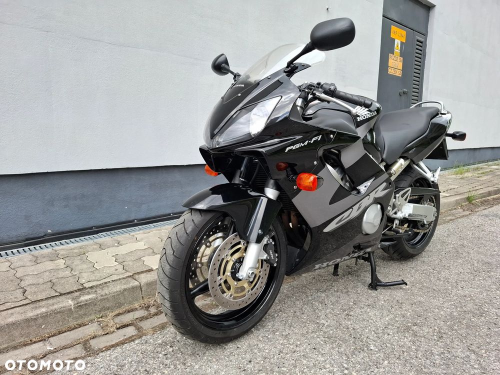 Honda CBR - 5