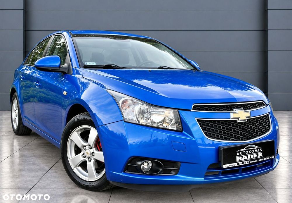 Chevrolet Cruze 1.6 LS - 25