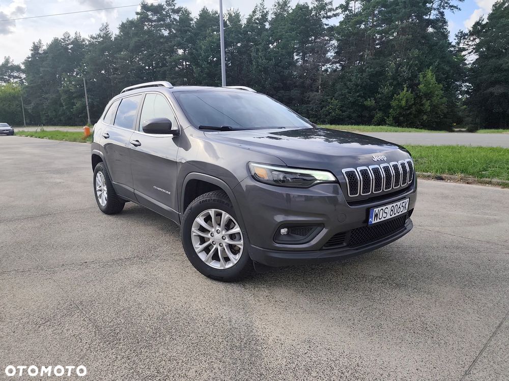 Jeep Cherokee - 1