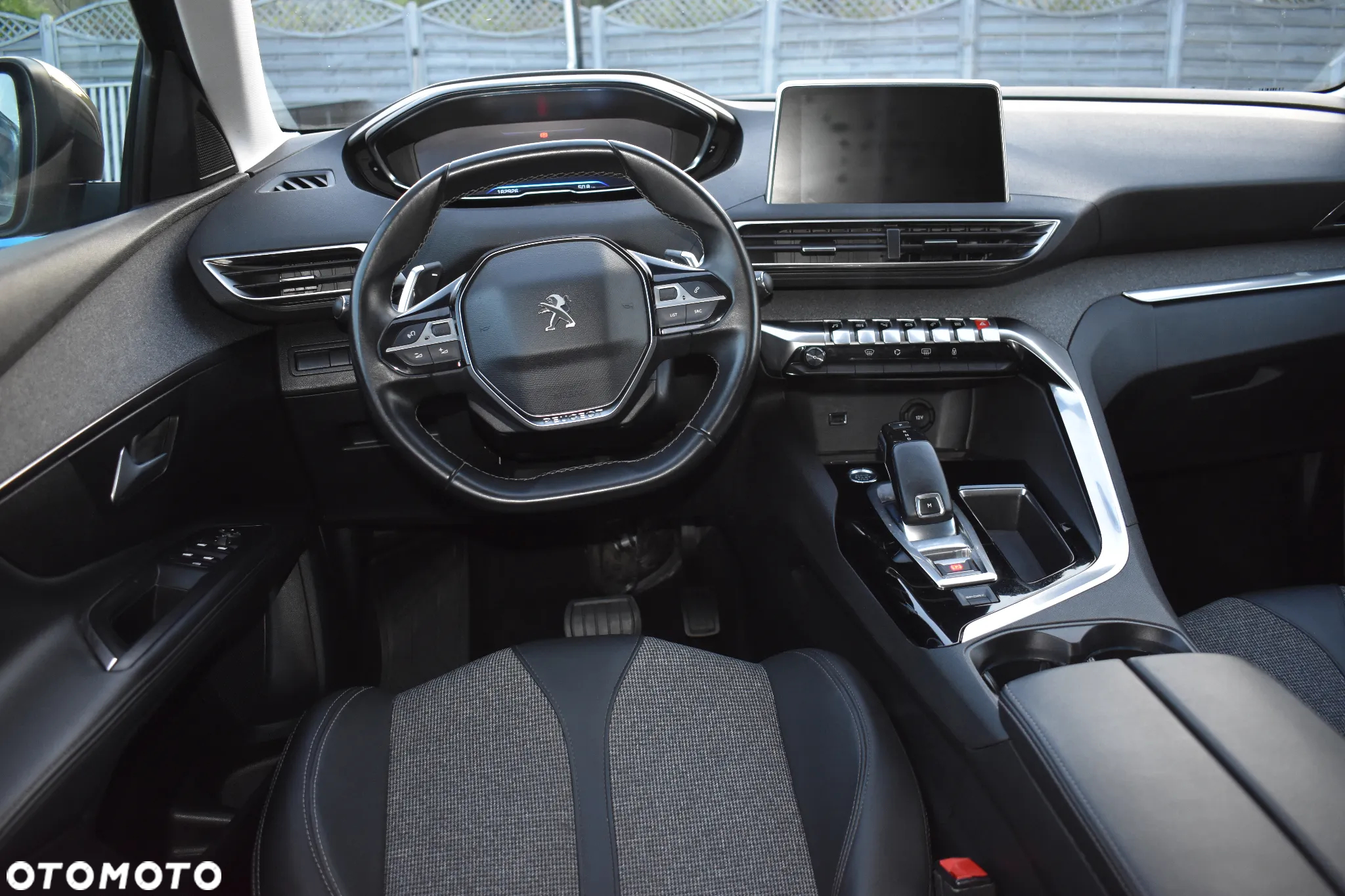 Peugeot 5008 BlueHDI 130 EAT8 Allure Pack - 26