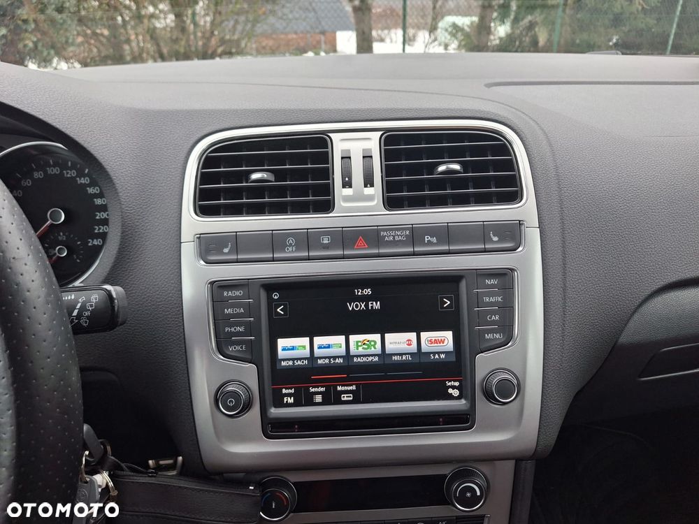 Volkswagen Polo 1.2 TSI (Blue Motion Technology) Cross - 22