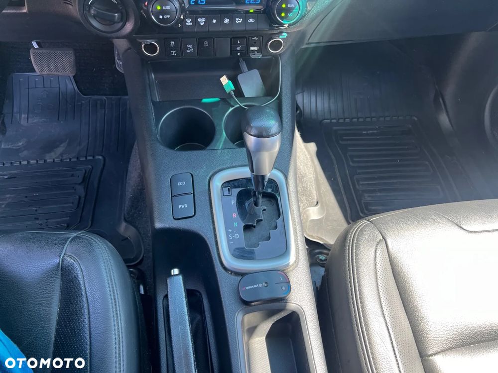Toyota Hilux 2.8 D-4D Double Cab SR5 4x4 - 7