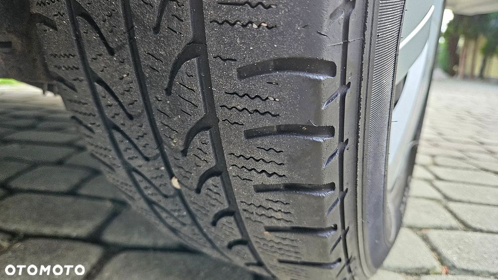 Renault Trafic L2 Długi Nawigacja Kamera Klima Parktronik Hak - 33