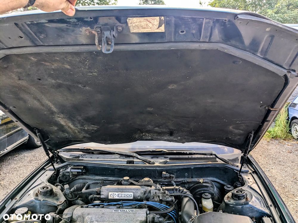Toyota Camry III Sedan 2.2 131KM 1995 na części - 14