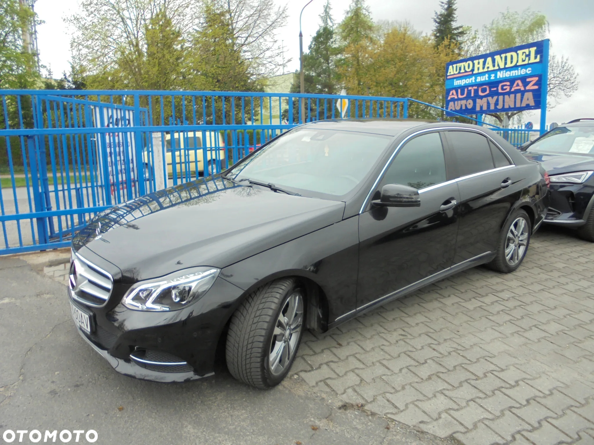 Mercedes-Benz Klasa E 220 BlueTEC BlueEFFICIENCY Edition 9G-TRONIC Avantgarde - 2