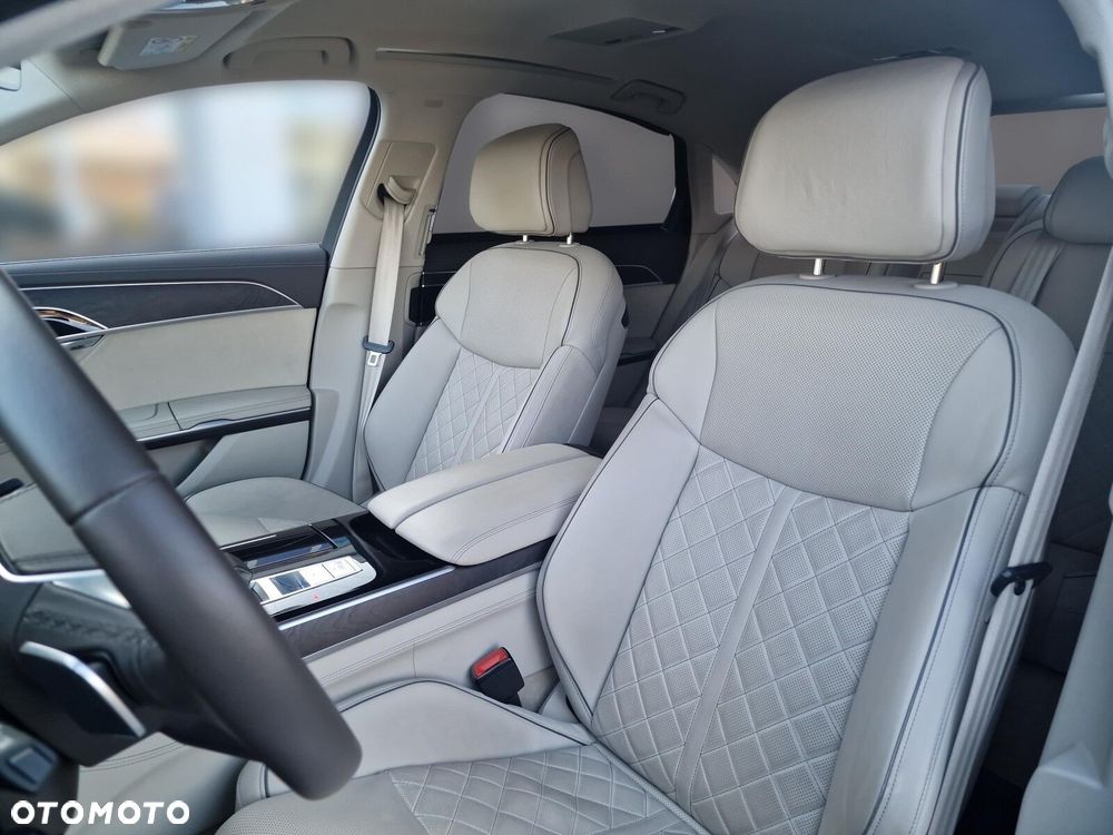 Audi A8 - 14