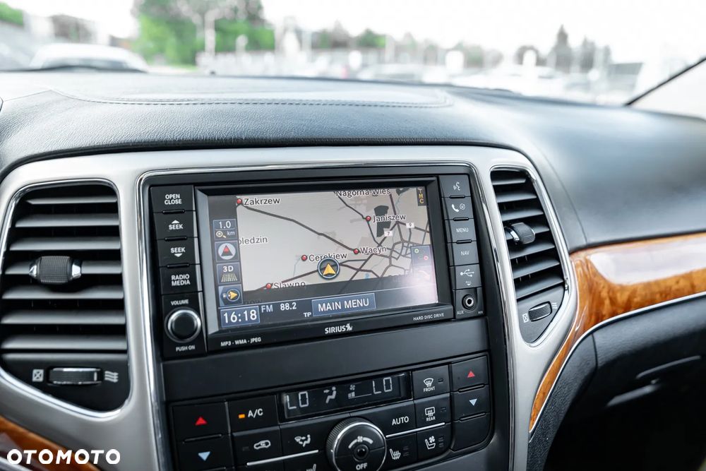 Jeep Grand Cherokee 5.7 V8 HEMI 4WD Automatik Overland - 35