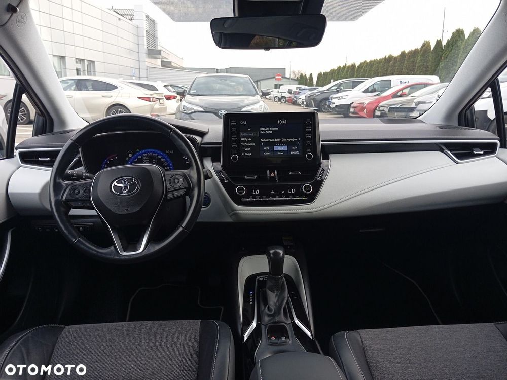Toyota Corolla 1.8 Hybrid GPF Executive - 16