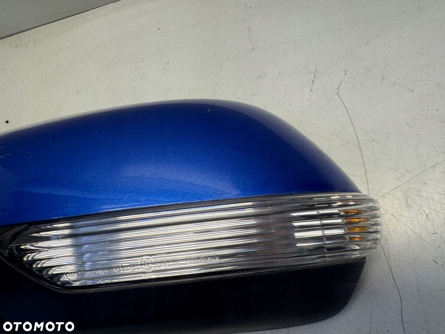 MG ZS LUSTERKO LEWE 6 PIN EU - 4