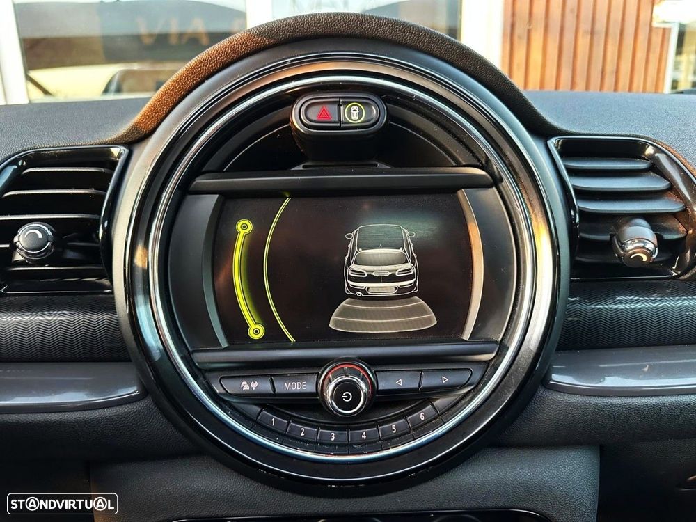 MINI Clubman One D - 11