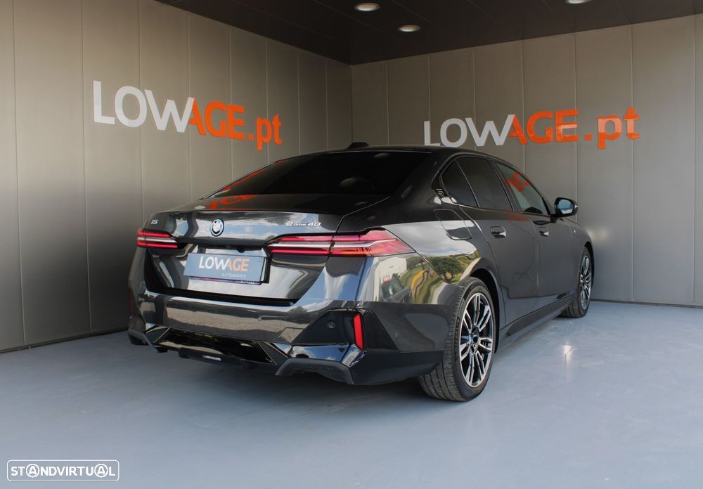 BMW i5 eDrive40 Pack Desportivo M - 45