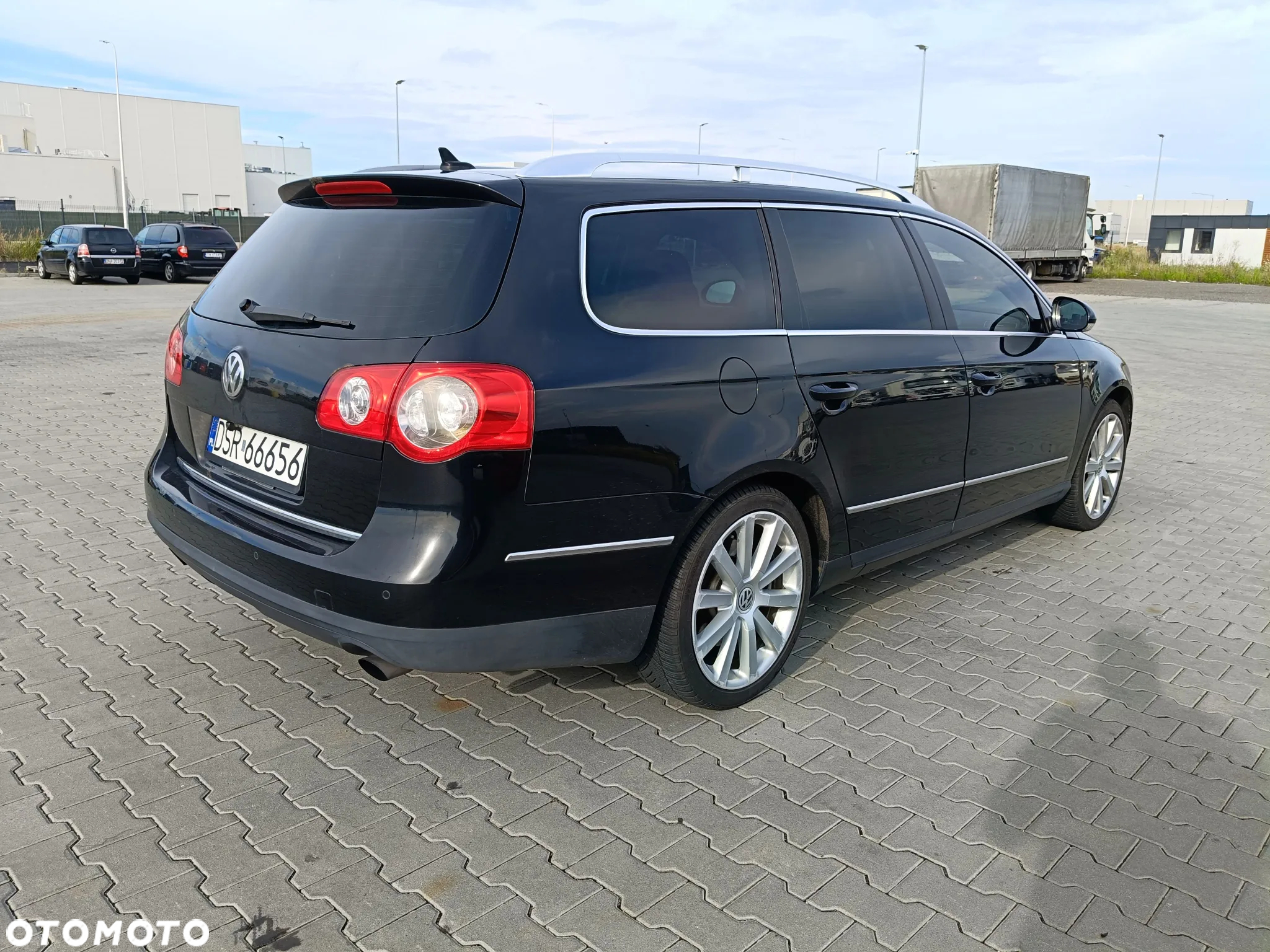 Volkswagen Passat Variant 3.2 V6 FSI 4Motion DSG Highline - 5