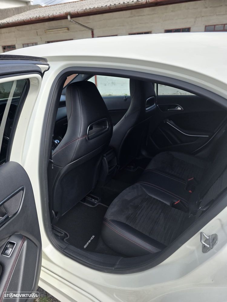 Mercedes-Benz A 200 d AMG Line - 15