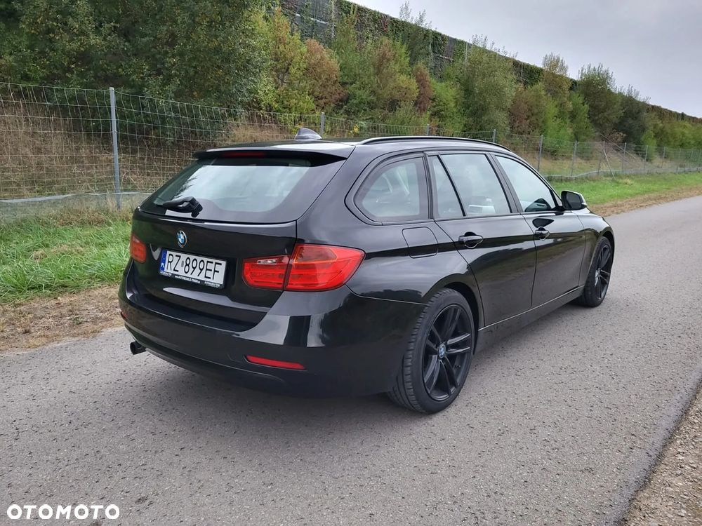 BMW Seria 3 318d - 4