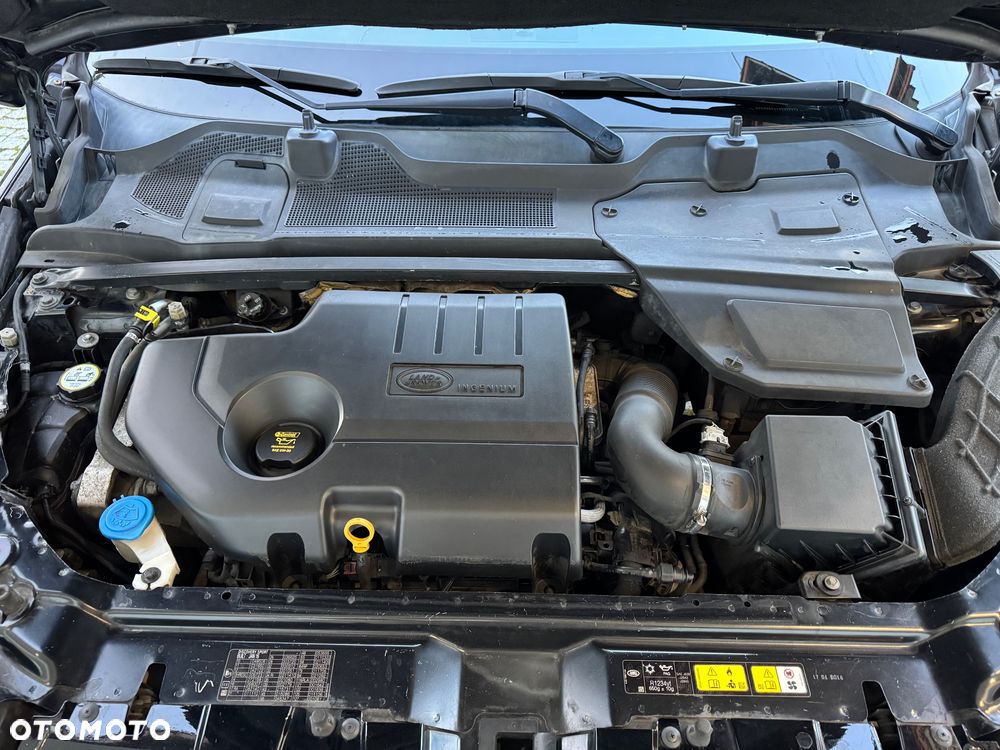 Land Rover Discovery Sport TD4 HSE Luxury - 31