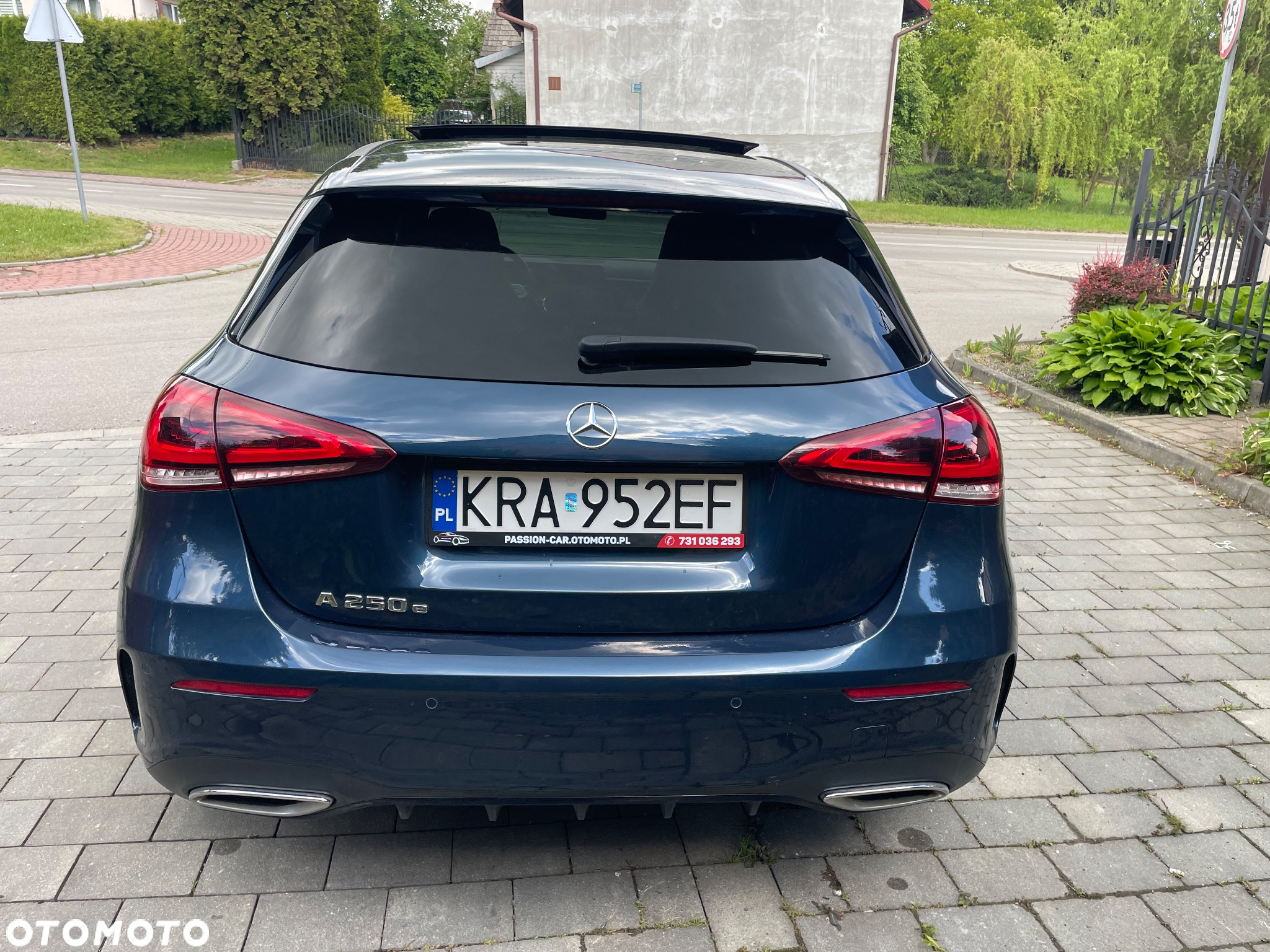 Mercedes-Benz Klasa A 250 E AMG Line 8G-DCT - 10