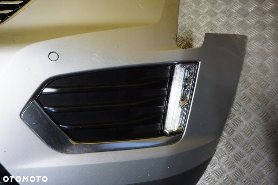 CADILLAC XT5 2017 2018 2019 Zderzak Przód Atrapa Kratka USA - 9