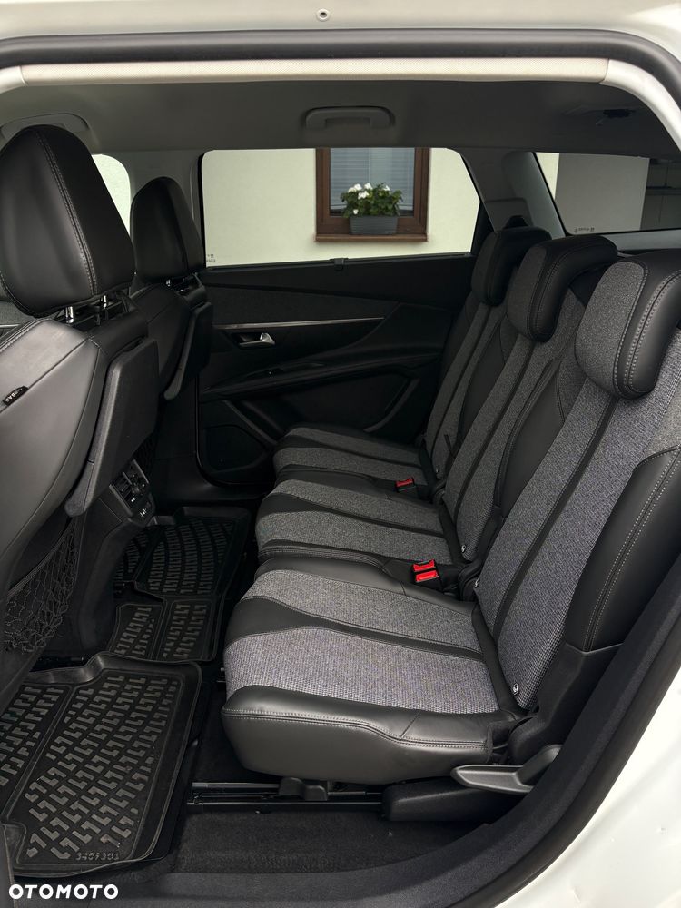 Peugeot 5008 BlueHDi 150 Allure - 20
