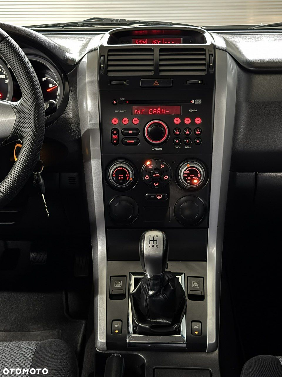 Suzuki Grand Vitara - 33