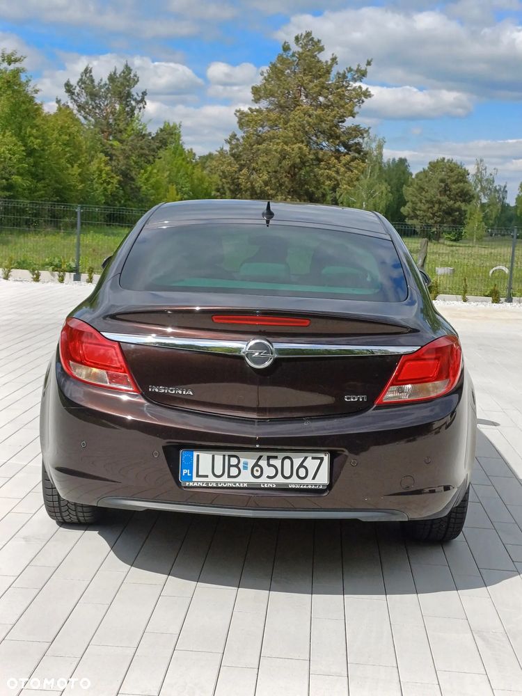 Opel Insignia 2.0 CDTI - 10