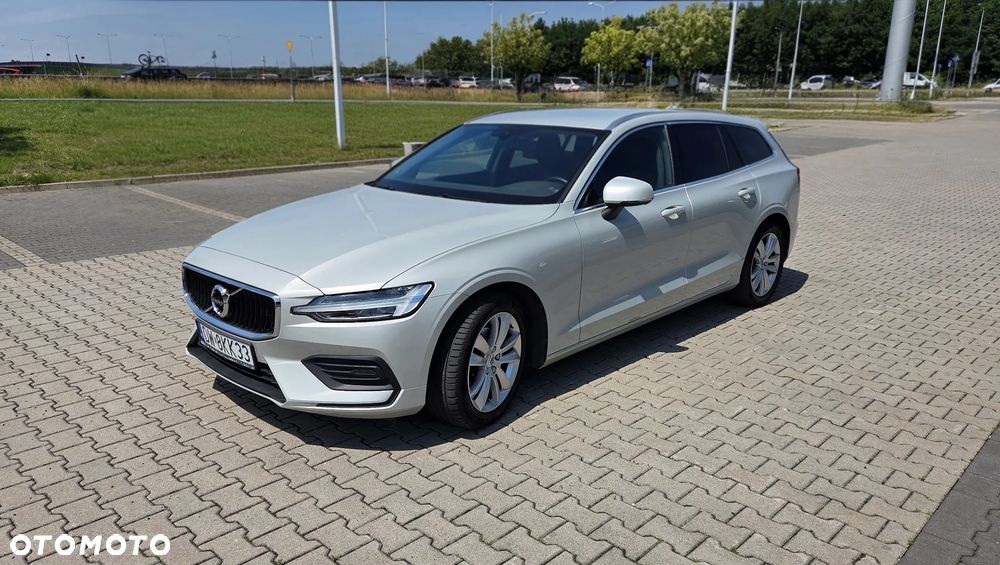 Volvo V60 D3 SCR Momentum - 1