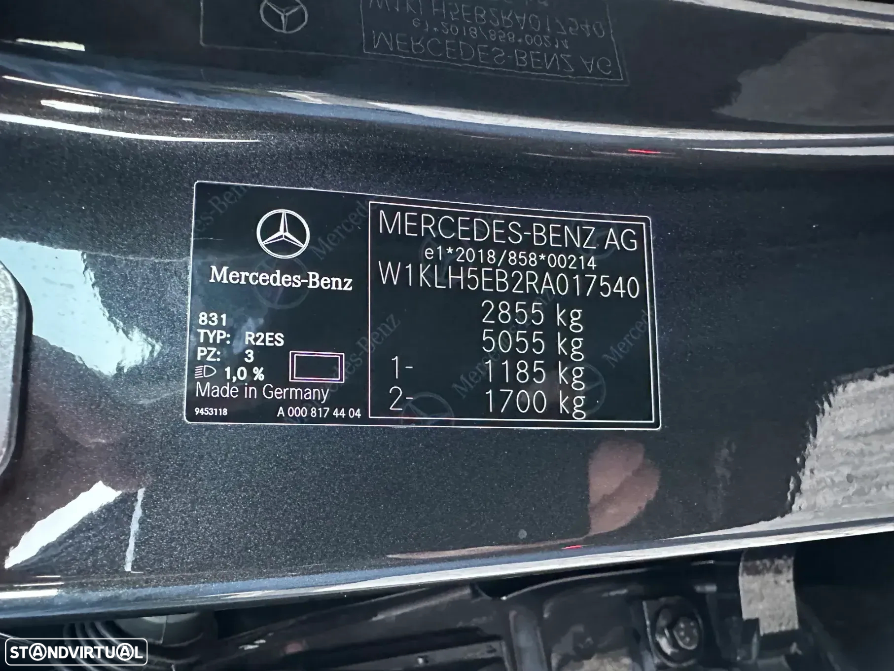 Mercedes-Benz E 300 e Avantgarde - 32