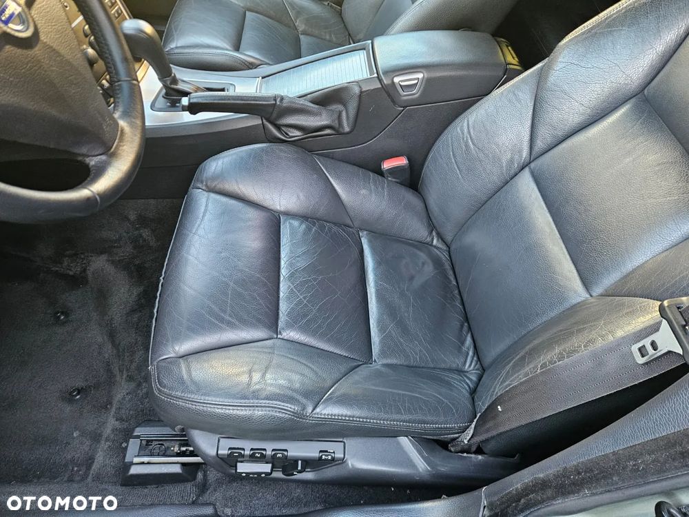 Volvo V70 2.4 Momentum - 19