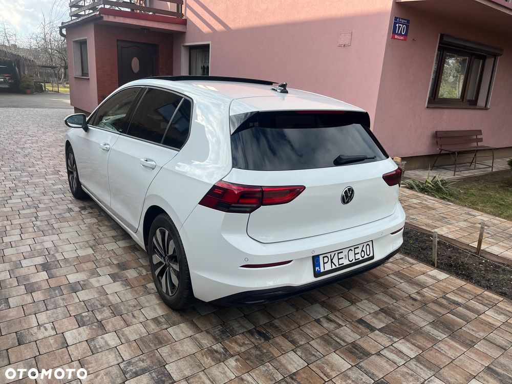 Volkswagen Golf - 11