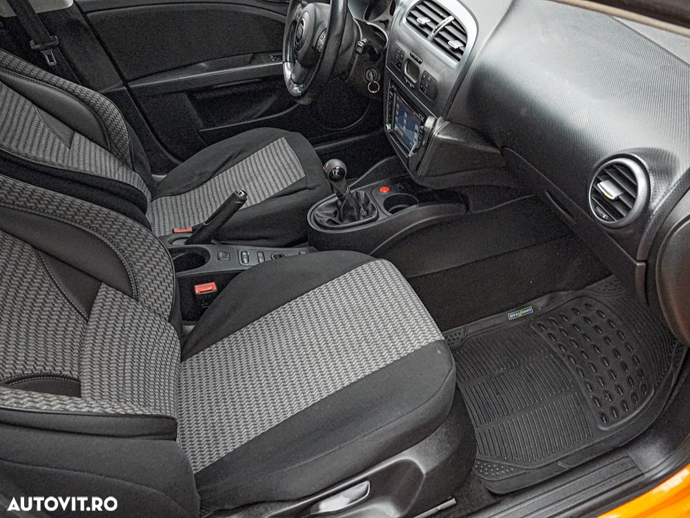 Seat Leon 2.0 TDI DPF FR Limited - 11