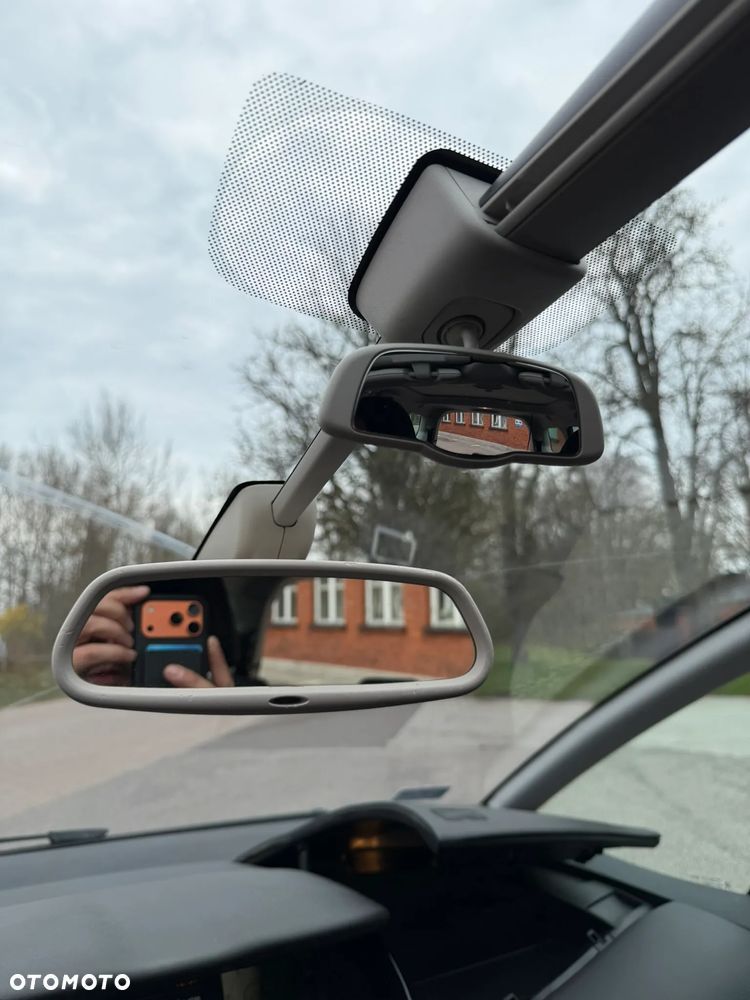 Citroën C4 Picasso 2.0 HDi FAP Exclusive - 38
