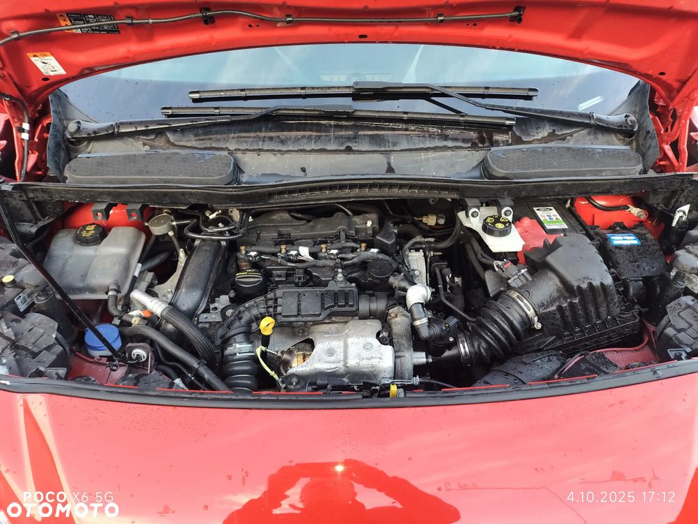 Ford Transit Connect - 13