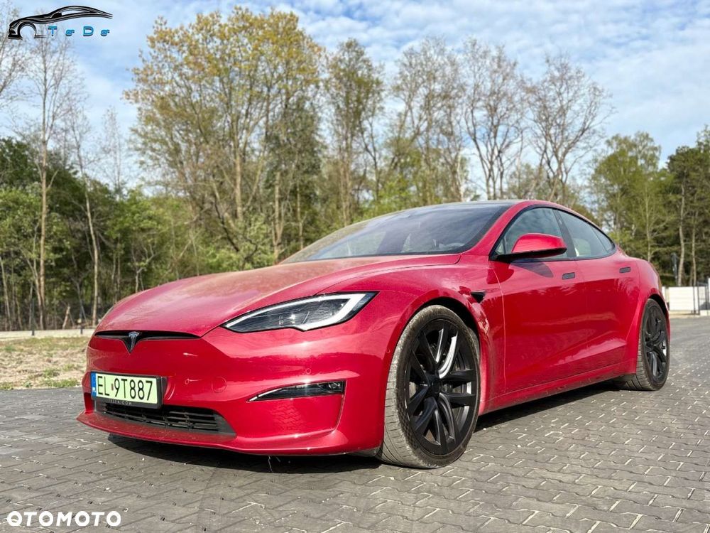 Tesla Model S - 6