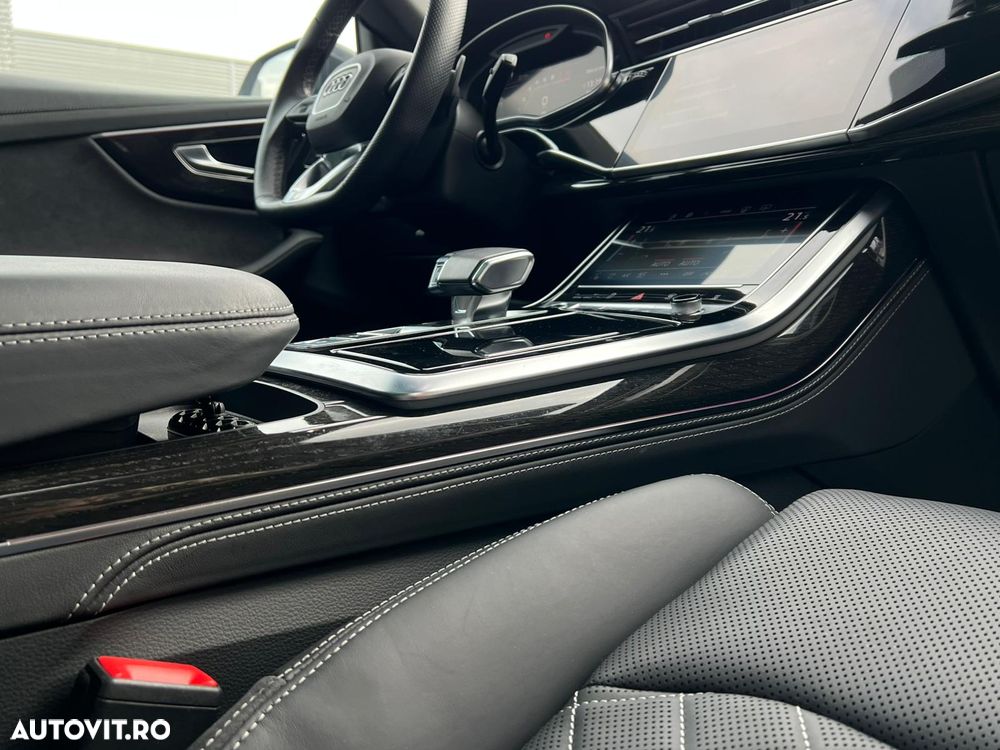Audi Q8 3.0 55 TFSI quattro Tiptronic MHEV - 13