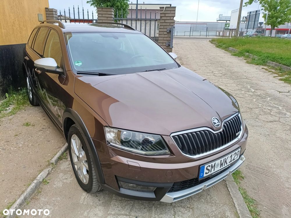 Skoda Octavia 2.0 TDI 4x4 DSG Scout - 1