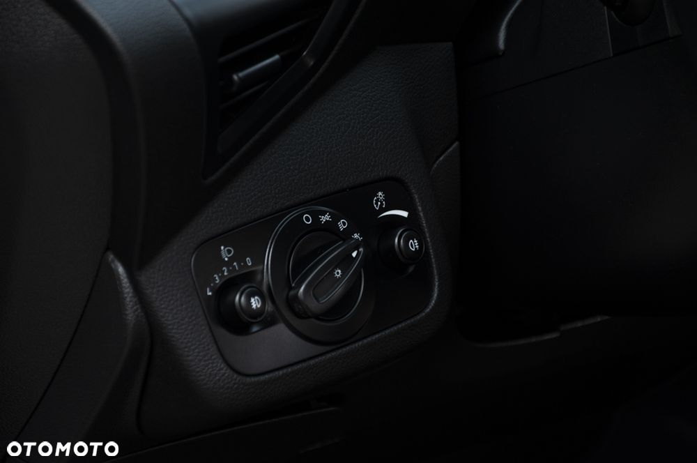 Ford Kuga 1.5 EcoBoost 2x4 Cool & Connect - 38