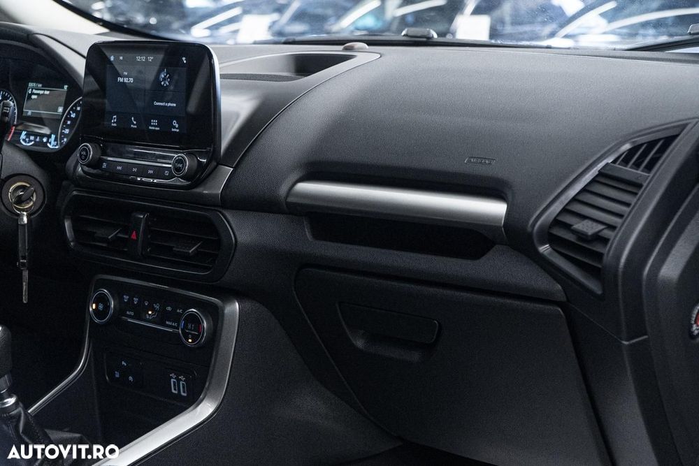 Ford EcoSport 1.0 EcoBoost TITANIUM - 36